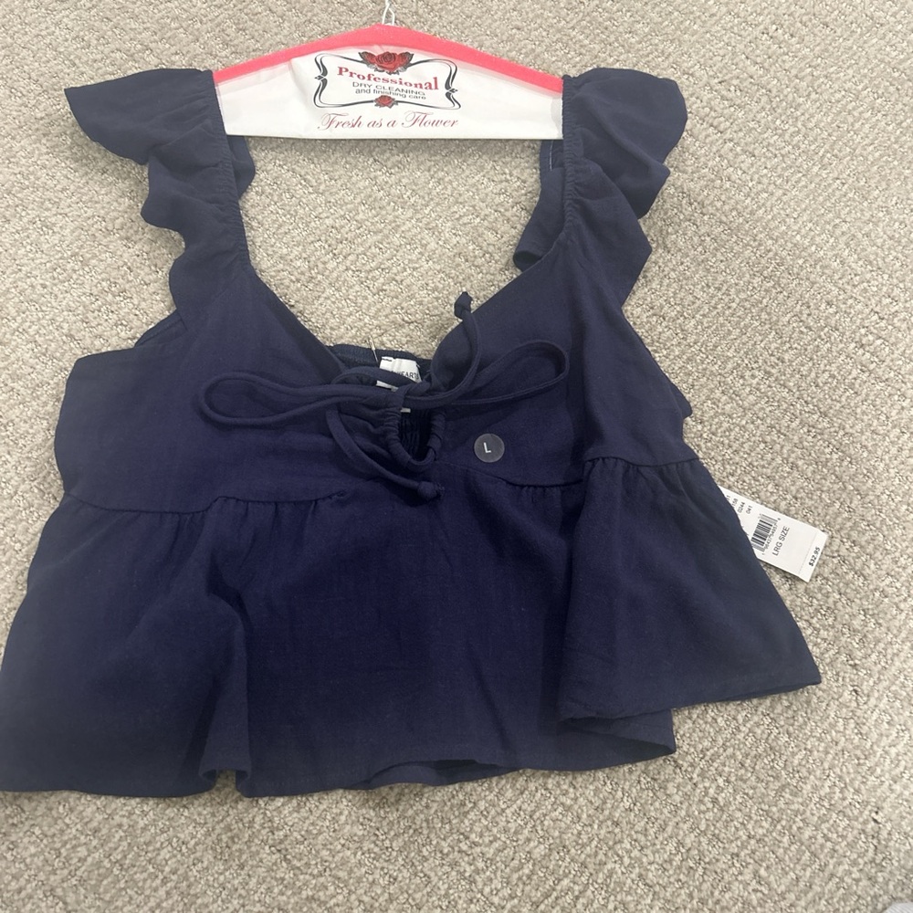 Tops $10